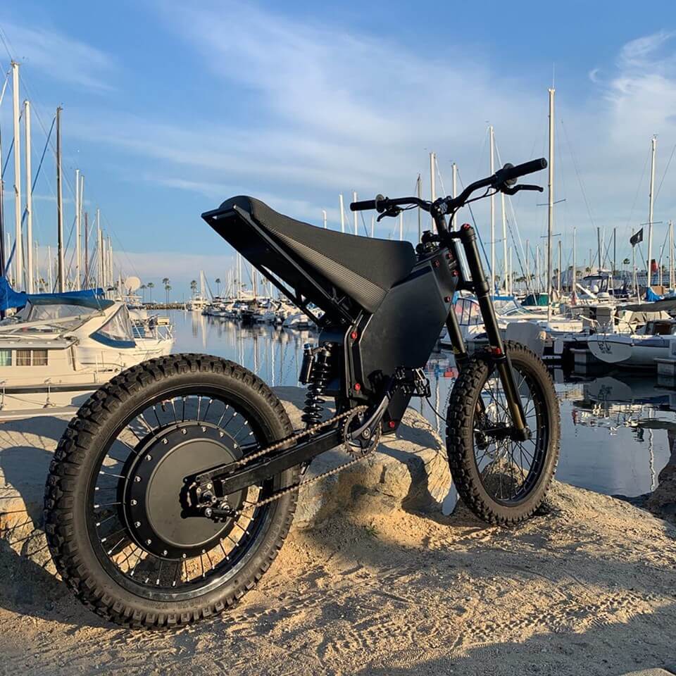 Hycline 20 "x4" studded knobs tread mountain fat bike tire suitable for challenging terrains: rocks, mud, and snow motor